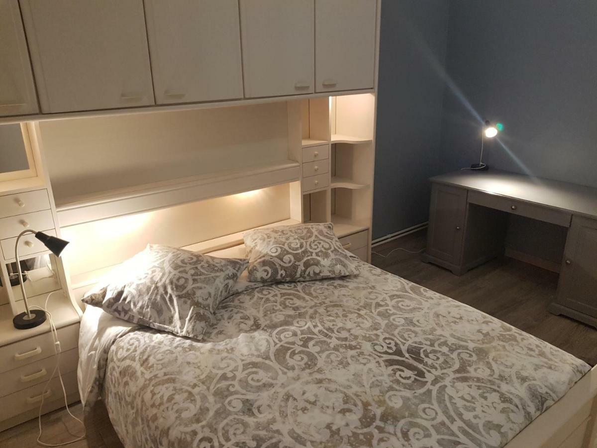 Bedinreims "Burgundy Bottle" 110M2 Exceptional, 4 Chambres Doubles, 2 Bain, Free Park & Wifi, Tout Equipe Экстерьер фото